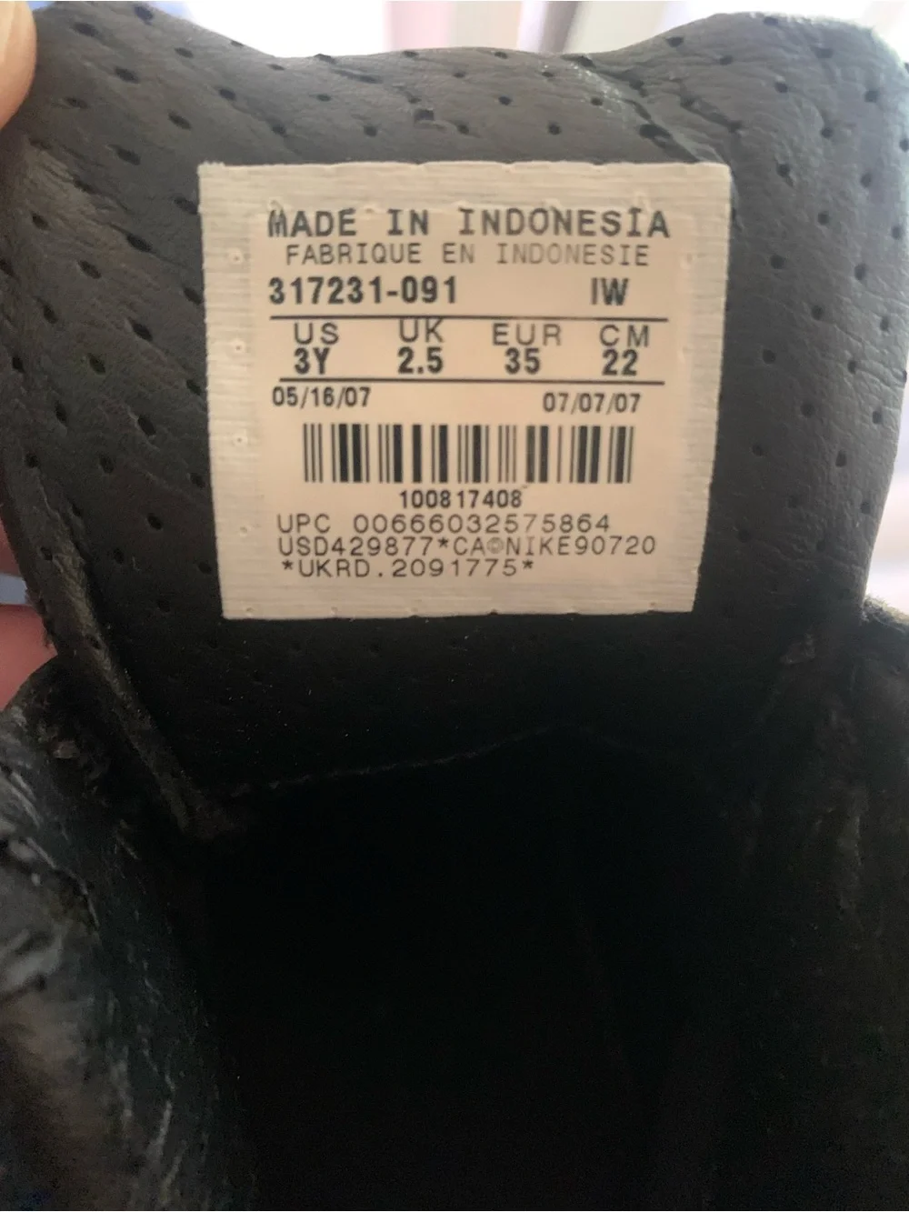 Air Jordan 410 Black High Top Kids Youth Size 3Y